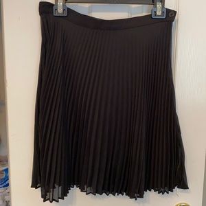 Pleated black RAMPAGE skirt size 7 junior great condition